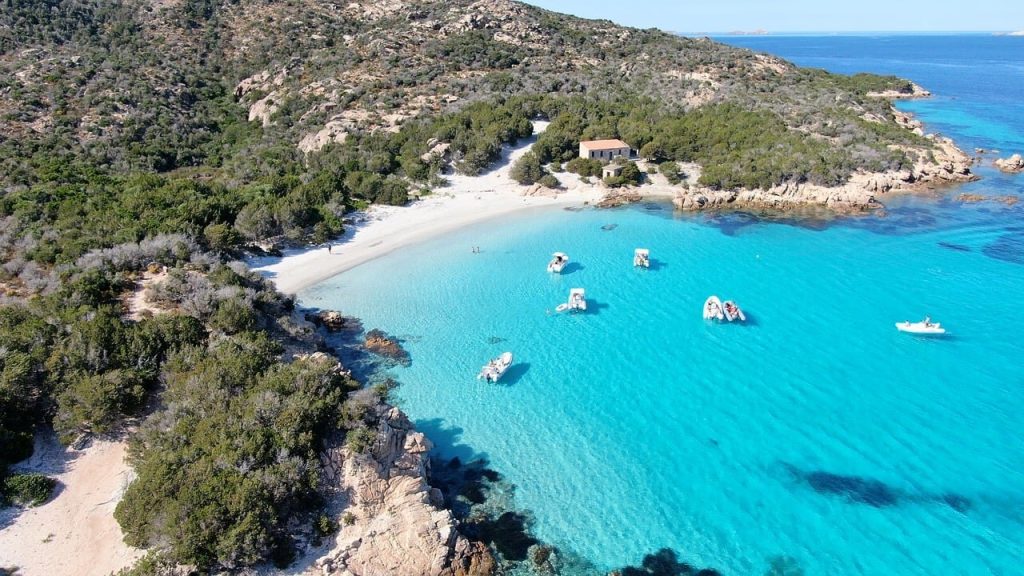 Foto de la isla de la Maddalena en Cerdeña