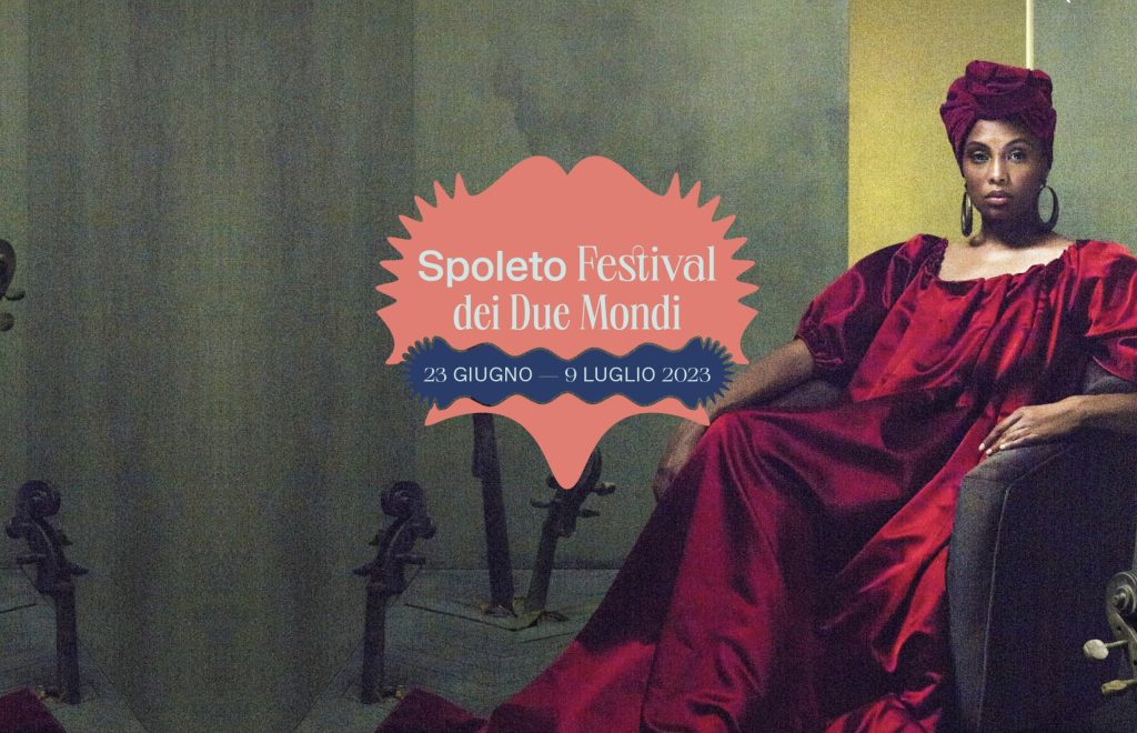 Foto del cartel del Festival de los dos mundos de Spoleto, en Perugia