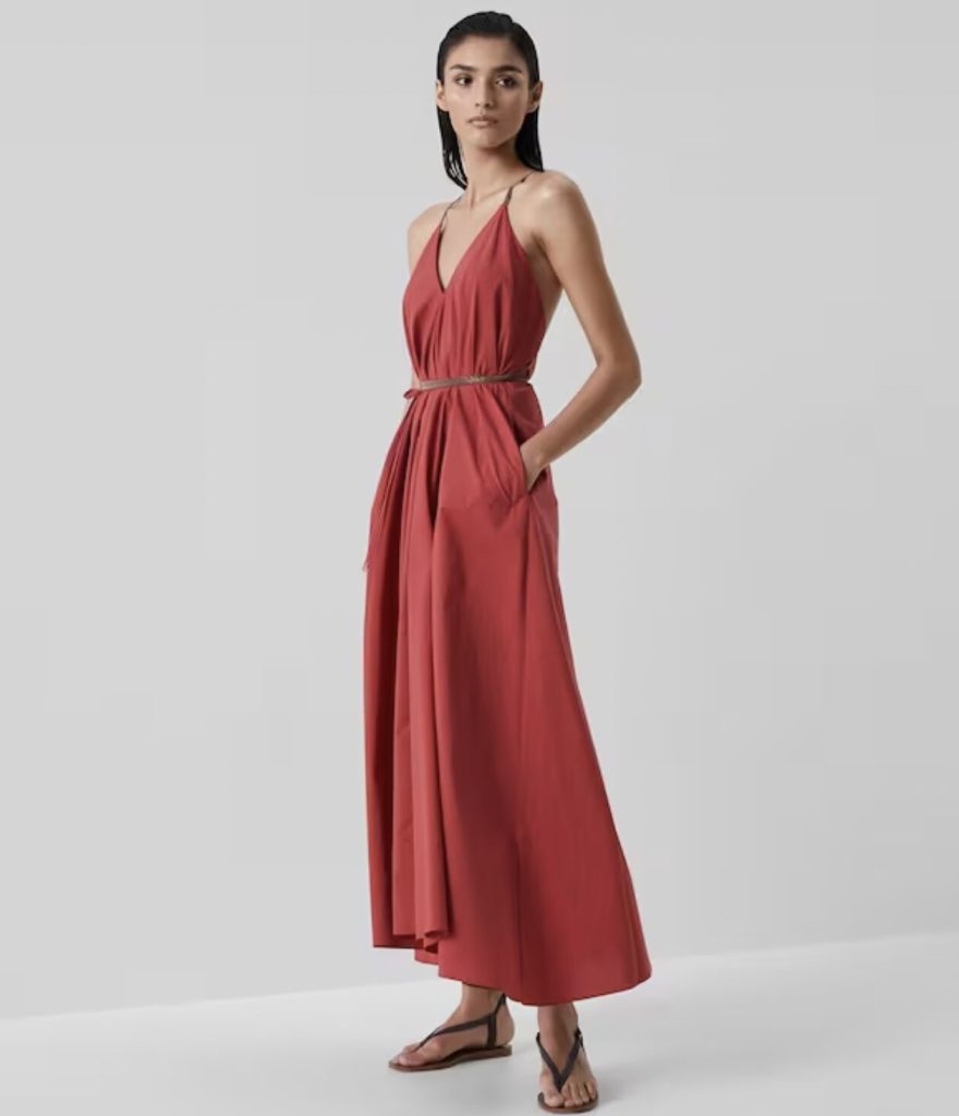 Foto del vestido de algodón rojo de Brunello Cucinelli