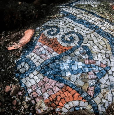 Foto de un mosaico romano en el parque arqueologico sumergido de Baia