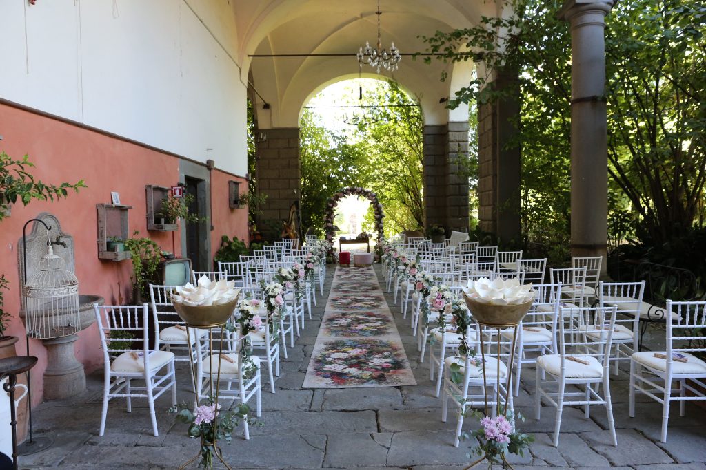 Foto de decoracion nupcial en Castello Quistini. Elopement