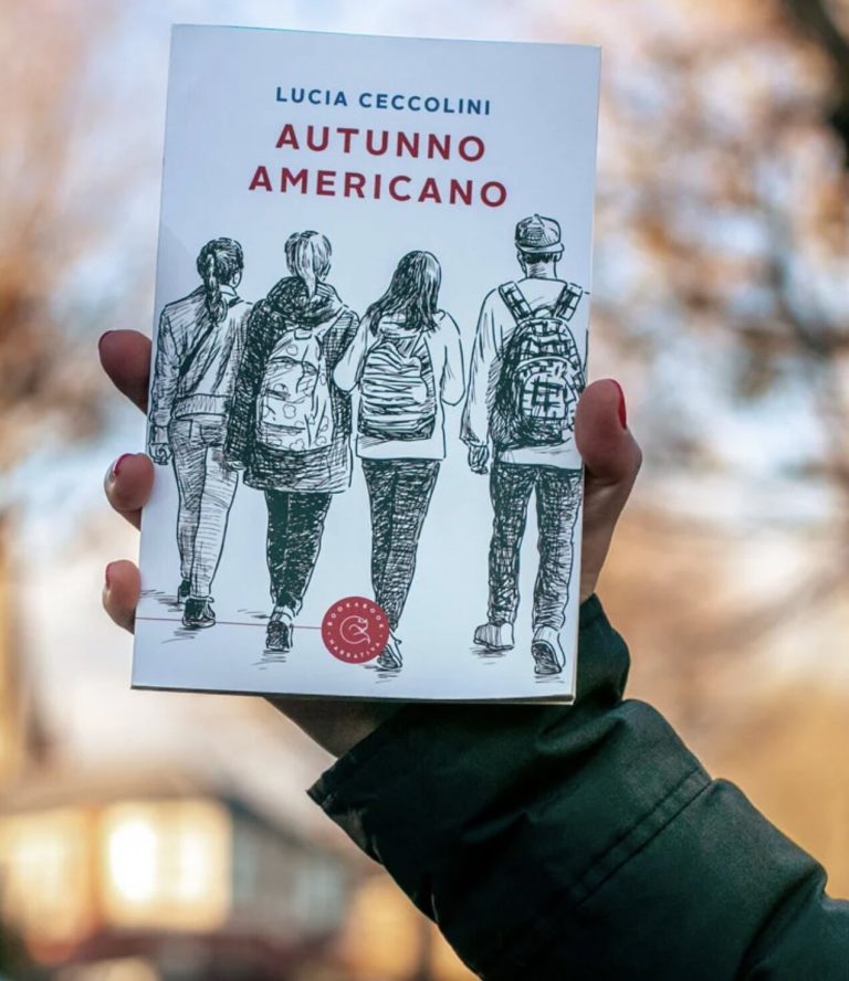 Foto del libro Autunno Americano, de la escritoria italiana Lucia Ceccolini